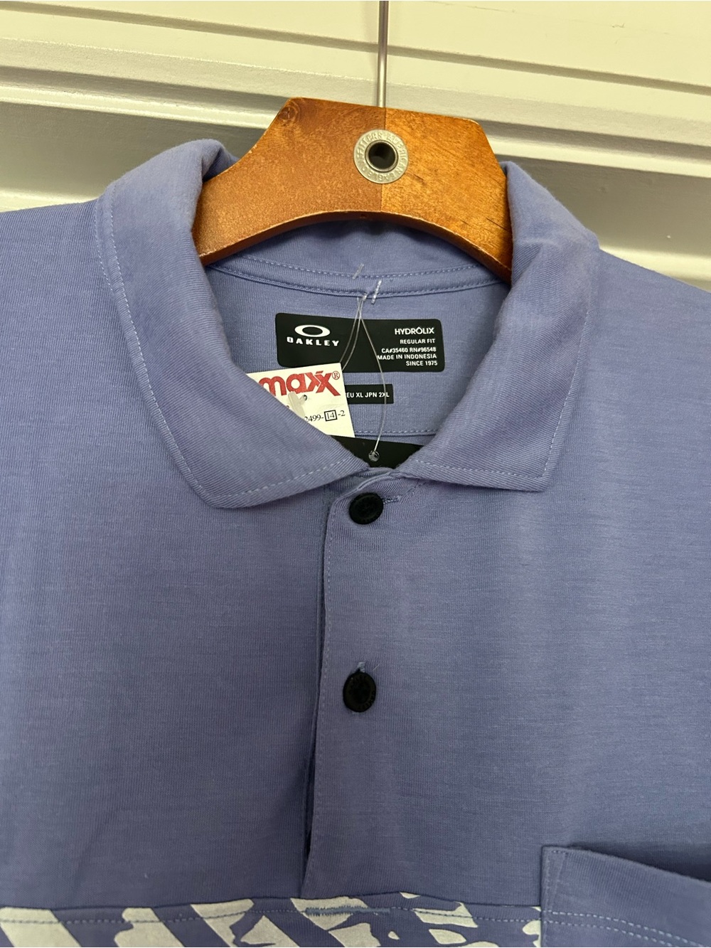 Oakley Men’s Lavender Polo with White Chest Stripe and Pocket - Picture 6 of 7